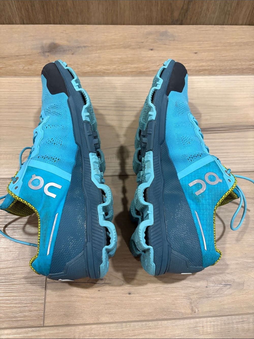 ON Clouds Cloudventure Trail Running Horizon Blue Teal Sulfer Green Athletic 8.5 - Picture 7 of 10